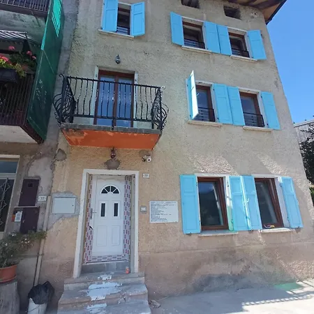 2 Sottocastello Lägenhet